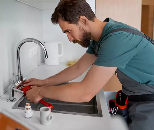 Professional Faucet Replacement Specialist in Dallas, TX: Schedule Affordable Faucet Replacement Services with Us