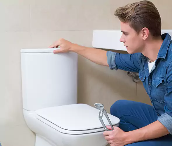 Expert Plumber for Toilet Replacement in Dallas, TX: Schedule Affordable Toilet Replacement Services with Us
