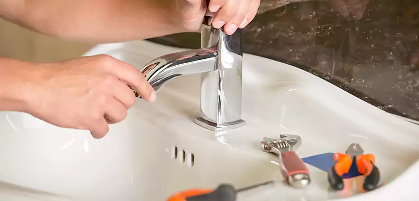 Bathtub Faucet Replacement in Dallas